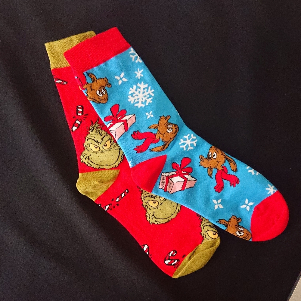McDonalds Dr. Seuss Grinch and Max Christmas Socks - Snowflakes and Candy Canes
